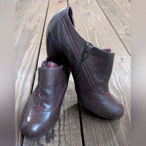 Clarks Brown and Burgundy Heeled Shoes